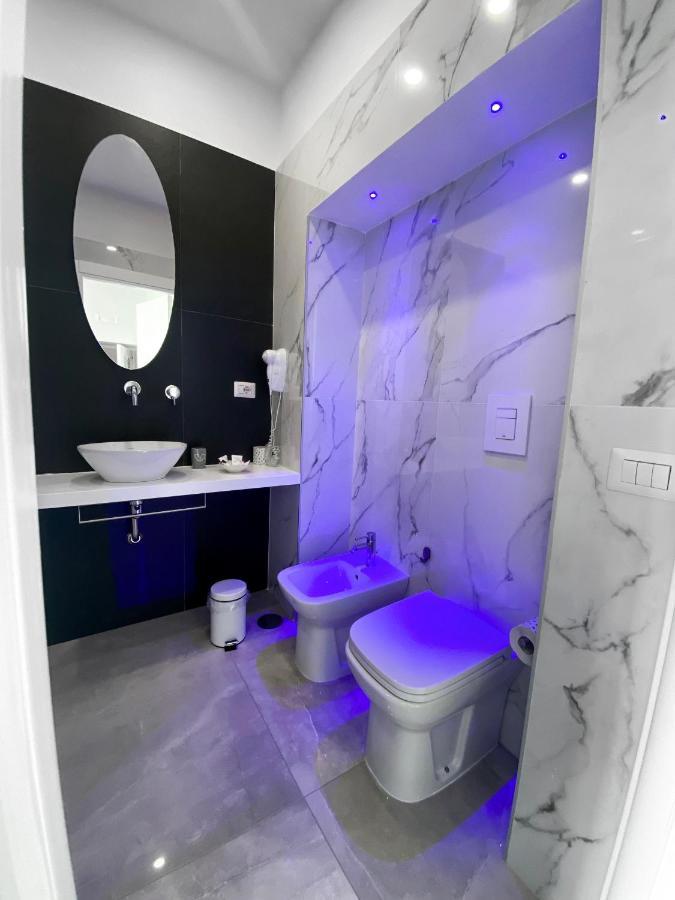Aurora Luxury Rooms Napoli Eksteriør billede