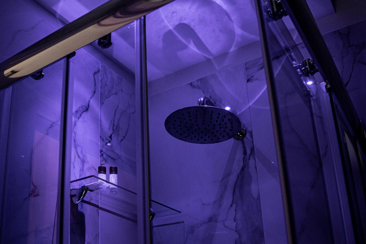Aurora Luxury Rooms Napoli Eksteriør billede