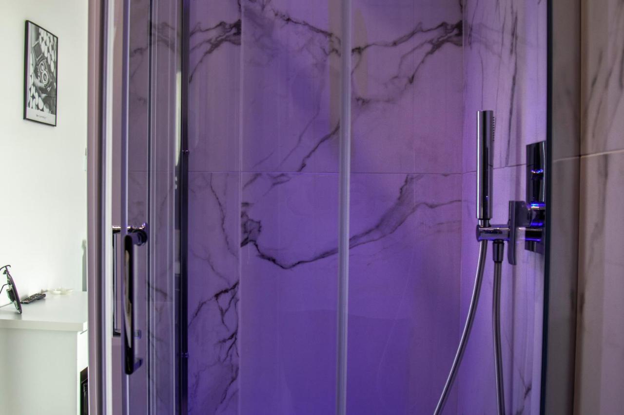 Aurora Luxury Rooms Napoli Eksteriør billede