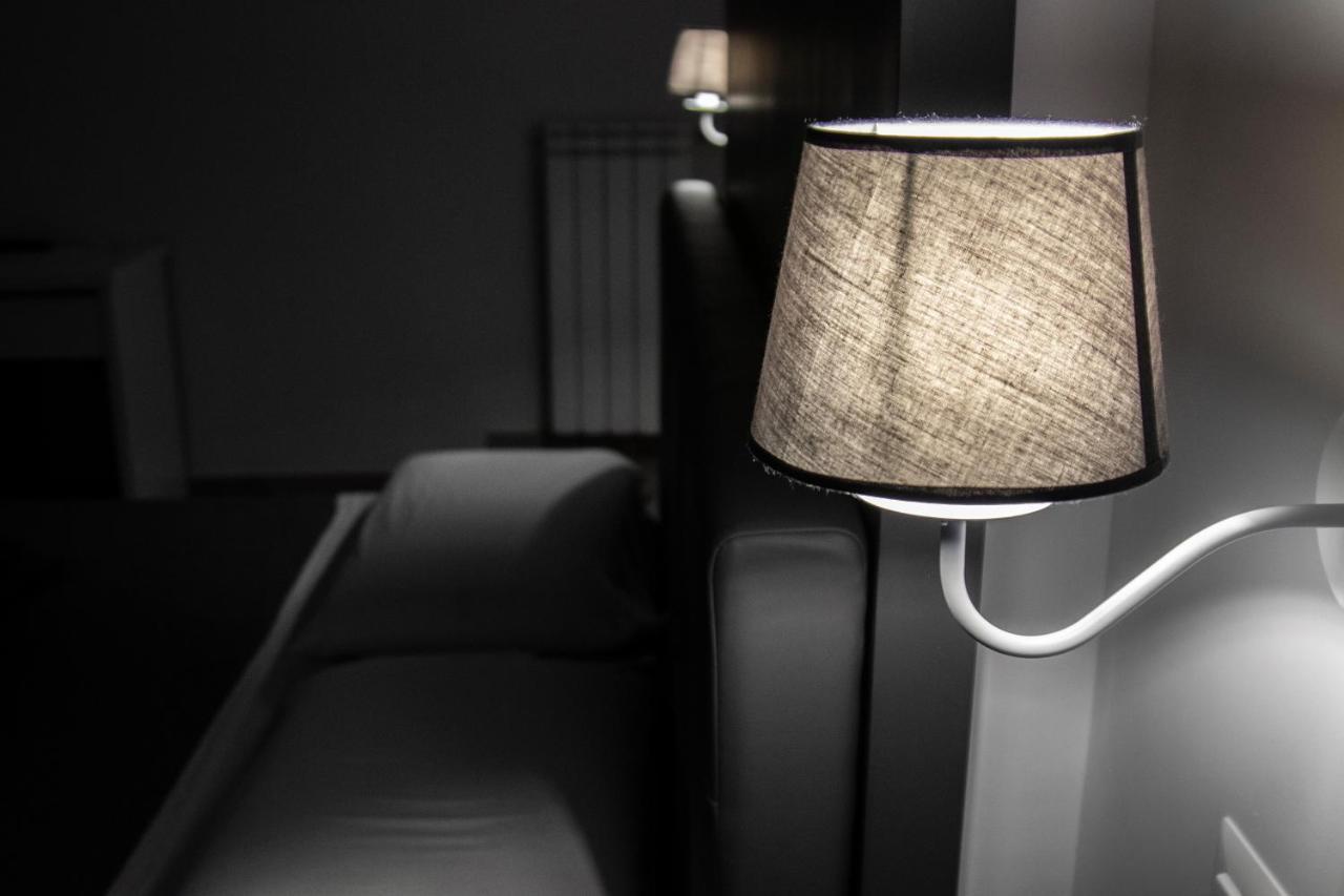 Aurora Luxury Rooms Napoli Eksteriør billede