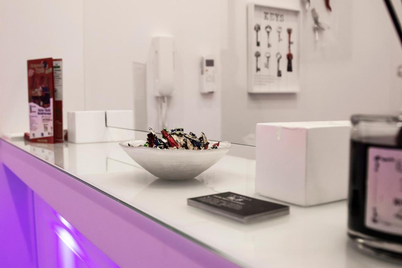 Aurora Luxury Rooms Napoli Eksteriør billede