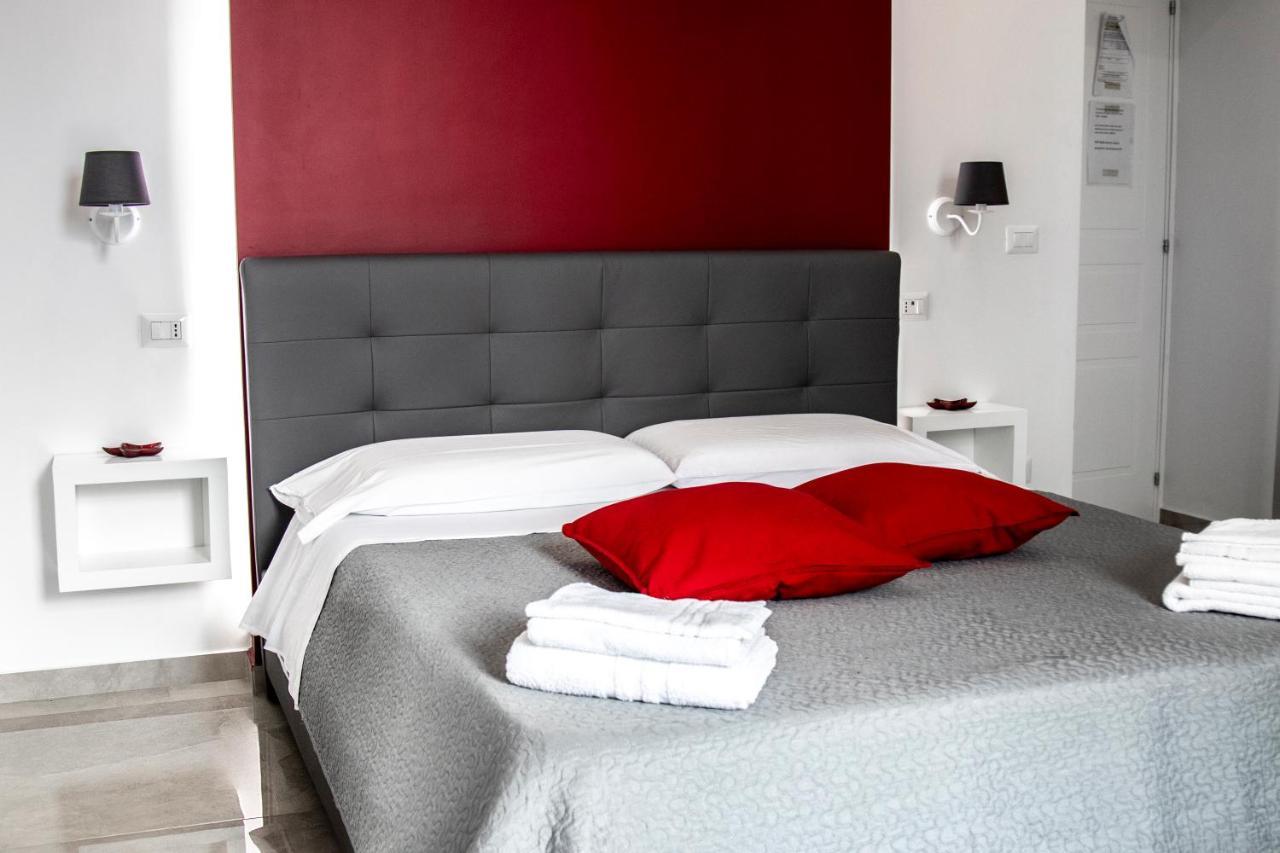 Aurora Luxury Rooms Napoli Eksteriør billede