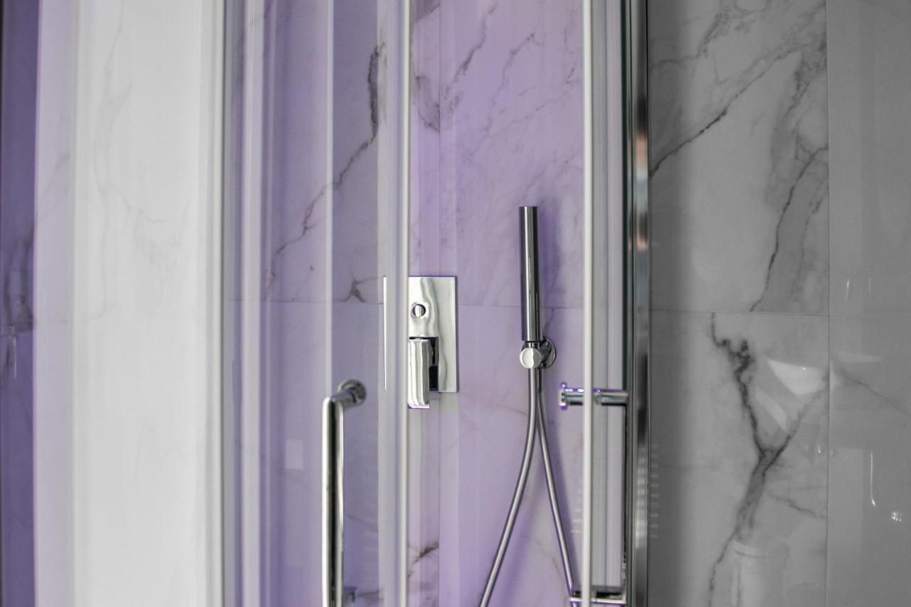 Aurora Luxury Rooms Napoli Eksteriør billede